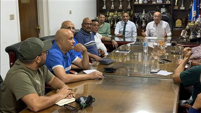 رئيس اتحاد الكاراتيه يناقش تطوير منتخبات الكاتا استعدادًا للبطولات القادمة