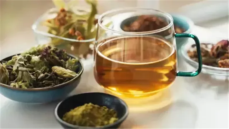 شاي الأعشاب 