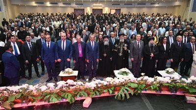 البابا تواضروس الثاني يشارك باحتفالية دير المحرق بعيد مجئ العائلة المقدسة 