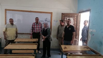 تعليم السويس يكثف استعداداته لامتحانات الشهادة الإعدادية ويؤكد جاهزية اللجان