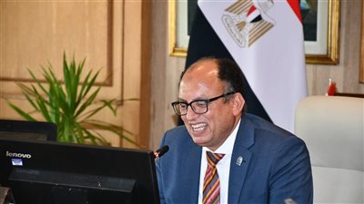 رئيس جامعة العاصمة يضع حجر أساس الحديقة النباتية لتعزيز الاستدامة البيئية