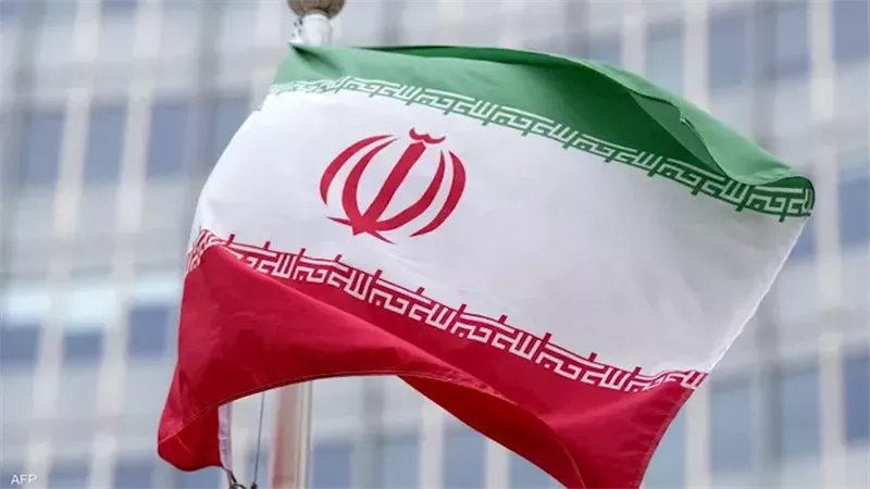إيران