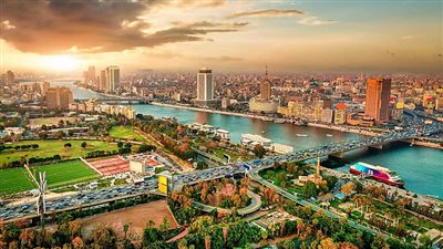 انكماش القطاع الخاص المصري للشهر الخامس مع ارتفاع الأسعار وتراجع الطلب