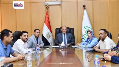 سكرتير عام الفيوم يتابع موقف الرد على منظومة الشكاوى الحكومية