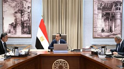 رئيس الوزراء يتابع مستجدات منظومة الدعم وتعزيز برامج الحماية الاجتماعية
