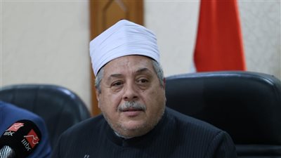 الشيخ أيمن عبد الغني يجيب عن أسئلة الصحفيين بشأن امتحانات الثانوية الأزهرية