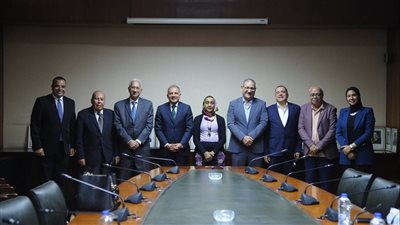 د. محمد فايز فرحات يقود أول اجتماع لاتحاد الصحفيين الأفارقة ويكشف خطة المرحلة المقبلة