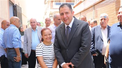 محافظ دمياط يبحث مطالب أهالي رأس البر ضمن مبادرة المحافظ هيجيلك