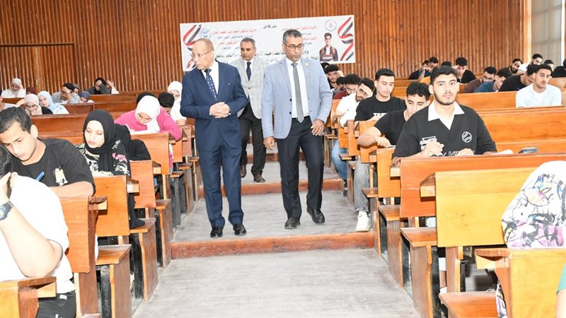 امتحانات الجامعات