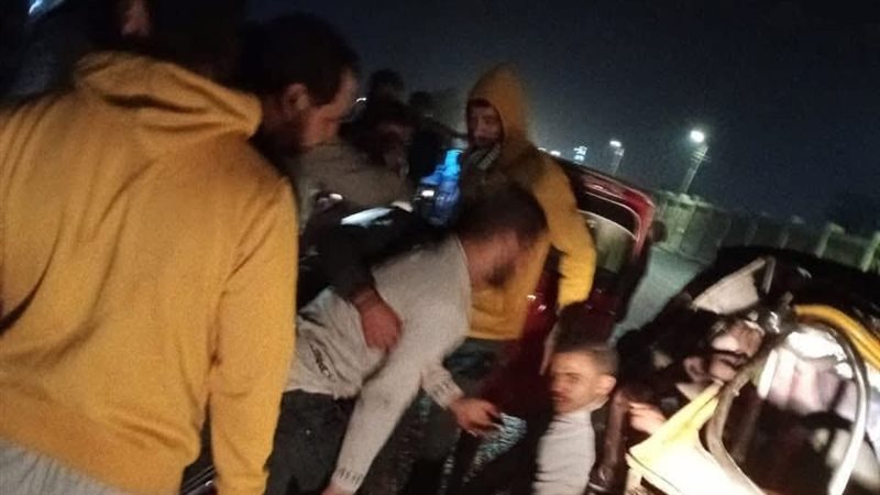 ظلام دامس على طريق