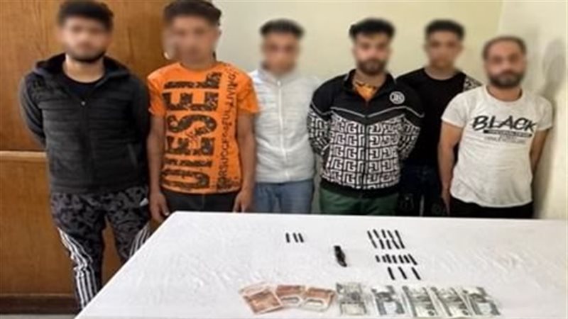 المتهمين 