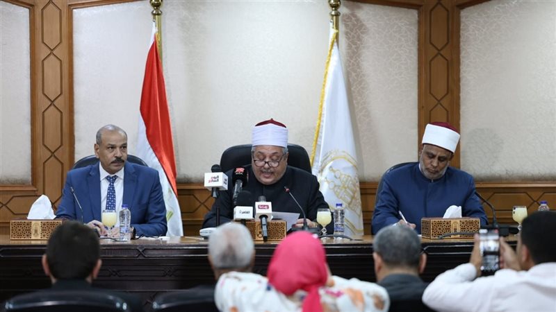 الشيخ أيمن عبد الغني