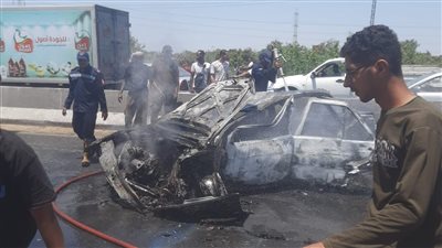 إصابة 8 أشخاص إثر انقلاب سيارة ملاكي على كوبري المستقبل بالإسماعيلية وتفحمها