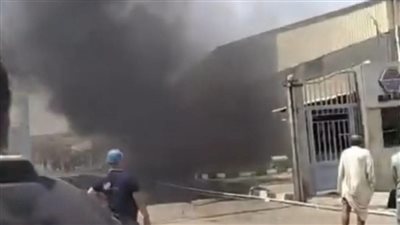 السيطرة على حريق داخل مصنع سيارات ببرج العرب دون إصابات