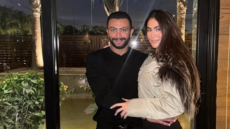 أحمد الحداد وزوجته