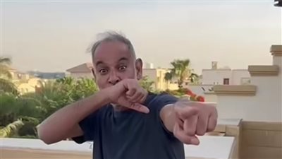 صلاح ومرموش وإمام .. محمود البزاوي يقلد احتفالات لاعبي منتخب مصر |فيديو