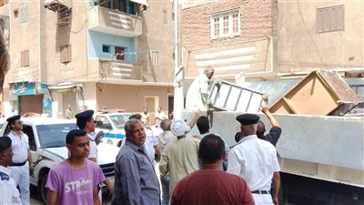 ضبط وتحرير 530 محضر إشغال وحالة تعدٍ على الطريق العام في حملة مكبرة بمدينة قنا