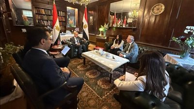 وزير الاستثمار يبحث مع Pladis البريطانية خطط التوسع في مصر