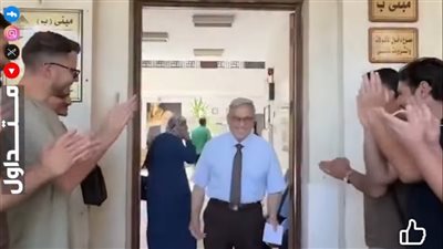 بعد إقامة ممر شرفي له بكلية الهندسية. من هو د. مصطفى المهندس؟