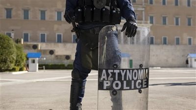 اليونان تعتقل فلسطينيا بتهمة التخطيط لهجوم على سفينة إسرائيلية يوم الثلاثاء