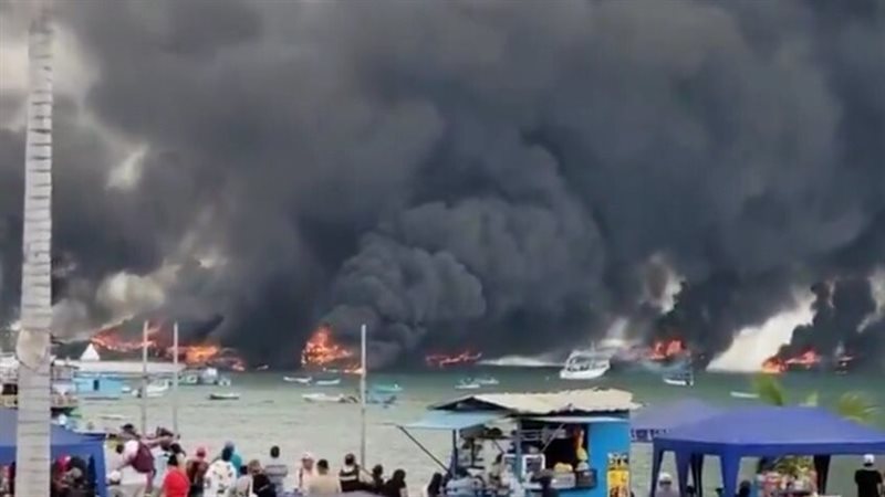حريق ميناء مانتا