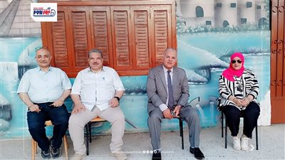 مدير تعليم الفيوم يشرف على تسليم أسئلة اليوم الثالث لأمتحانات الإعدادية 2026