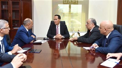 رئيس الاستثمار يتفقد خدمات المستثمرين والمنطقة الحرة بالإسكندرية
