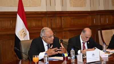 رئيس القومي لحقوق الإنسان يلتقى رئيس حقوق الإنسان بالشيوخ