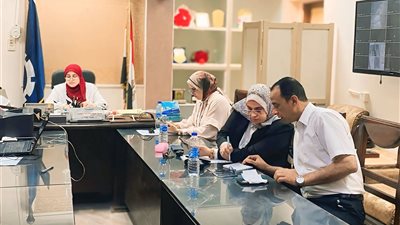 غرفة العمليات الرئيسية تتابع امتحانات الإعدادية بالسويس.. وانتظام جميع اللجان