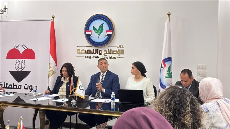 جانب من اللقاء 