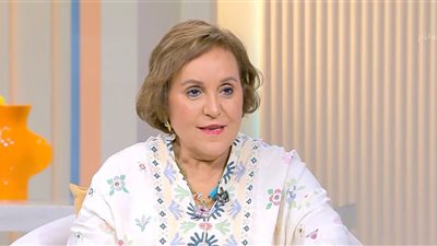 ألفت علام: اكتئاب ما بعد الولادة اضطراب شائع يبدأ أحيانا خلال الحمل
