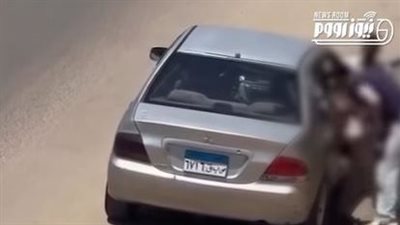 «نزل ركب عربيته لقى واحد جواها».. شاب يتفاجئ بمحاولة سرقة سيارة بالحي السابع 