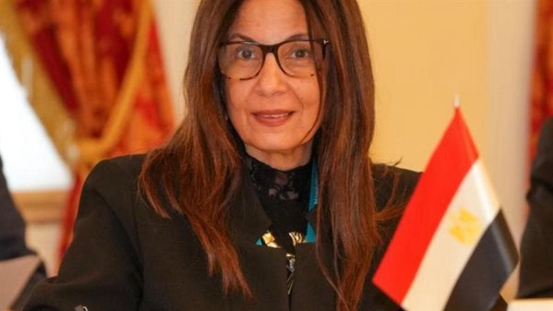 جيهان زكي وزيرة الثقافة