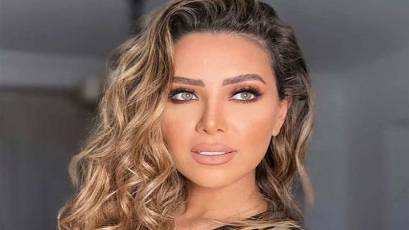 هبة عبدالعزيز