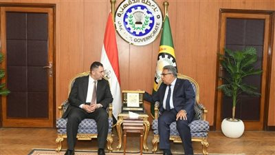 محافظ دمياط يزور الدقهلية لافتتاح معرض دي بلس العقاري وتعزيز التعاون المشترك