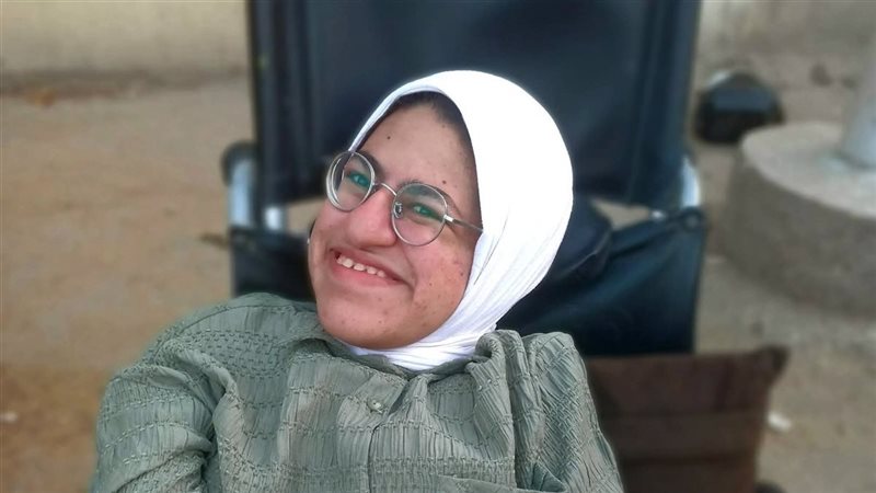 الطالبة صفاء طه