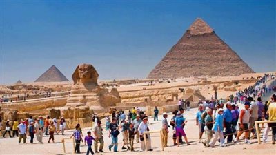 مصر ثاني أكبر الدول العربية في إيرادات السياحة خلال عام 2025