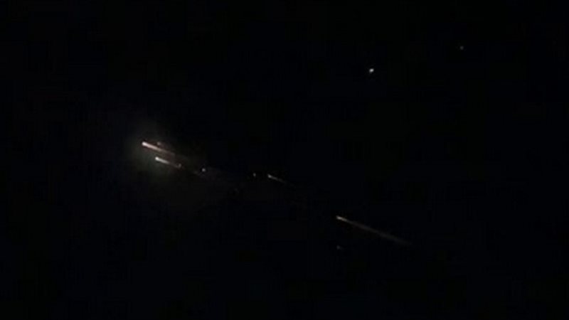 اشتعال قمر صناعي