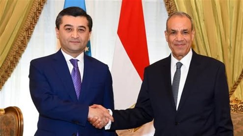 جلسة مباحثات موسعة