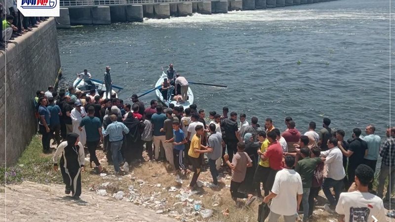 لحظة انتشال الجثمان