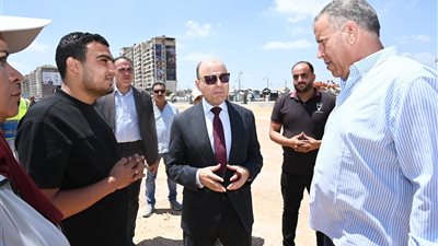 محافظ الغربية يتفقد أعمال تطوير كورنيش محور محلة منوف لمتابعة الموقف التنفيذي 