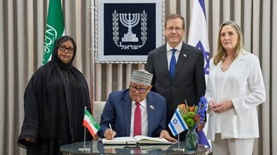 رئيس ما يسمي أرض الصومال يزعم: سنذكر اعتراف إسرائيل بنا ونعدها شريكا تاريخيا
