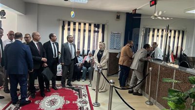 رئيس كهرباء شمال الدلتا يتفقد ميدانيا مركز تحكم الجهد المتوسط بدمياط جايكا