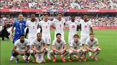 كأس العالم.. إعصار مرعب يجبر نجوم إنجلترا على حبس أنفسهم في الفندق