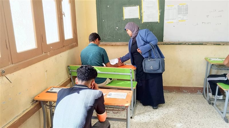جانب من الامتحانات