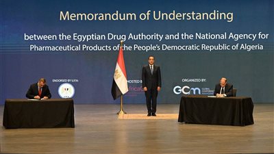 رئيس الوزراء يشهد توقيع ثلاث مذكرات تفاهم استراتيجية لتعزيز التعاون الإقليمي 