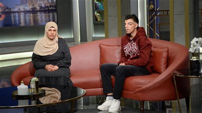 واحد من الناس يحقق أمنية أم بإجراء أكثر من 3 عمليات لإبنها بتكلفة ٩٥٠ الف جنيه