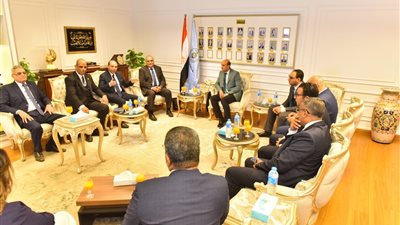 محافظ أسيوط يستقبل وفد  المالية  للمشاركة بإطلاق  البرنامج التدريبي للموازنة
