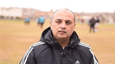 عمرو أنور نائبًا لمدير أكاديميات الأهلي وأحمد السيد مساعدًا 