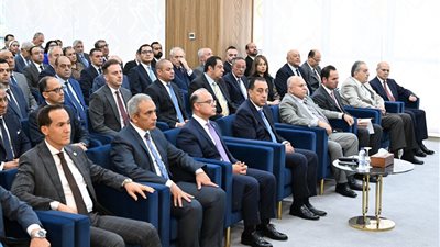 رئيس الوزراء يشهد تدشين بوابة معلومات التجارة الخارجية بـ60 مليون سجل بياني